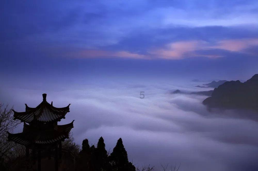 你们觉得他配吗?我身边有一个男的,以前我们老欺负他老打他,他现在结婚了,有妻女了,我父母还买了一套-聚集知识精英的星球